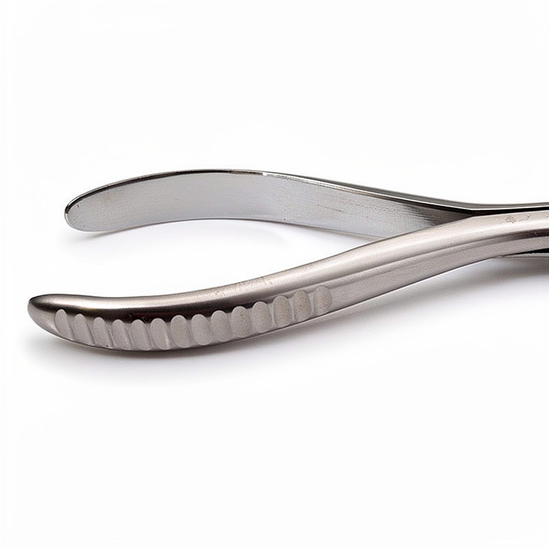 PINCE A MENISQUER ET A COURBER 