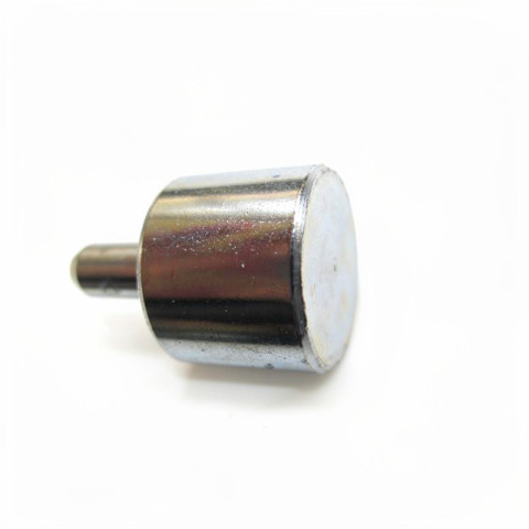 TASSEAU MASSIF ACIER