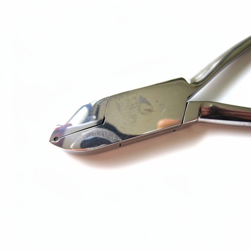 Pince à tenir ponts et montures métalliques 