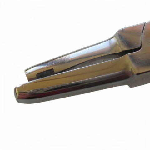 Pince à ajuster les plaquettes 